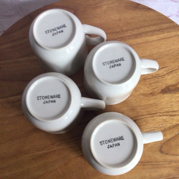 Vintage Stoneware Japan Cream and Blue Dining Mugs - Set of 4 - Picture 6 of 10